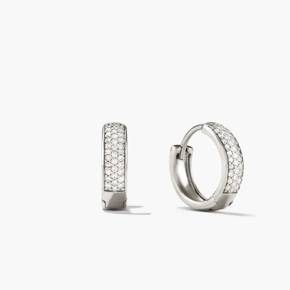 💎Mejuri Bold pavé Diamond Huggie Hoop Earrings 14k white gold - Picture 2 of 8